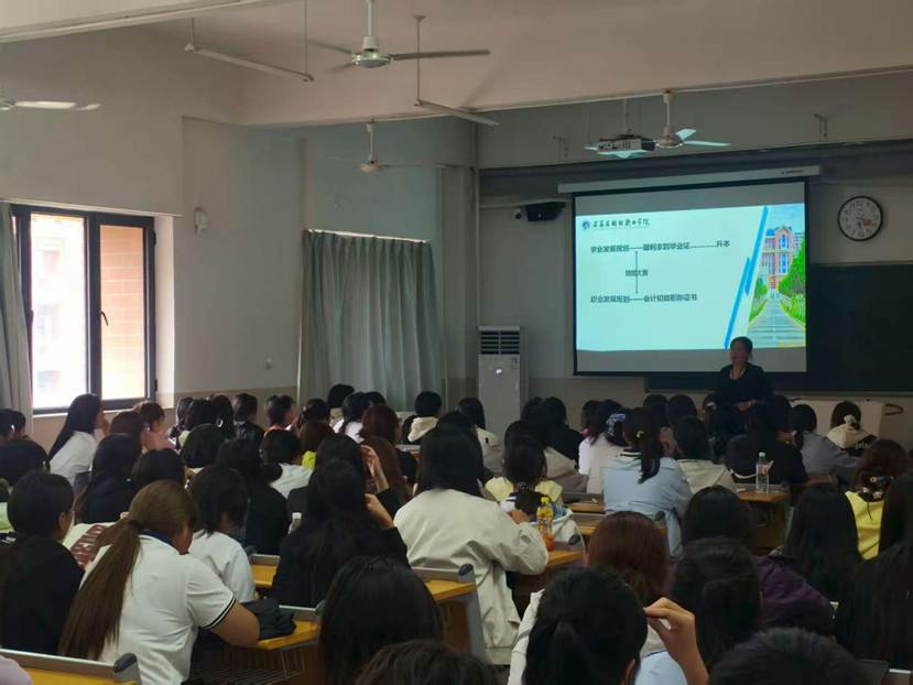 81f5765412ce7bde0d88fb76eebc935e