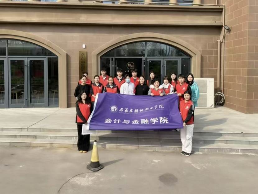 57b7a2c4b239a19e7b3f9e9ea67f351e